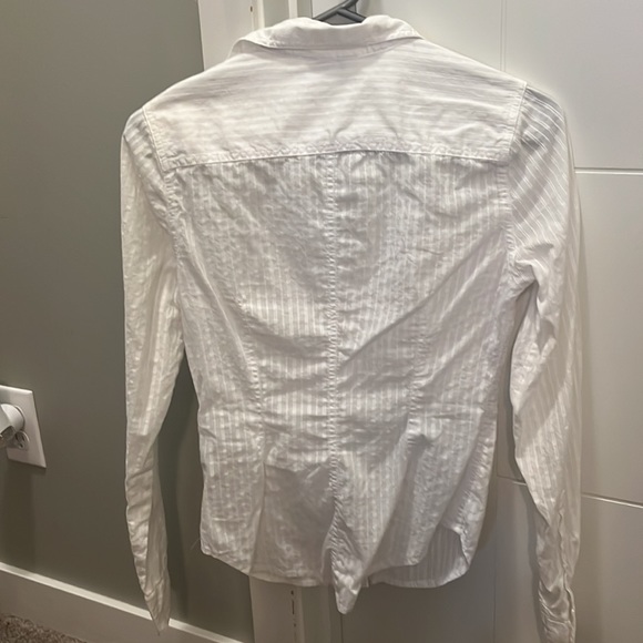 Airy white blouse - Picture 3 of 3